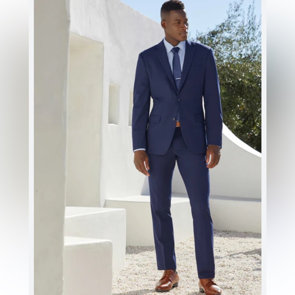 Perry Ellis Portfolio Men’s Blue‎ Suit. 34x32